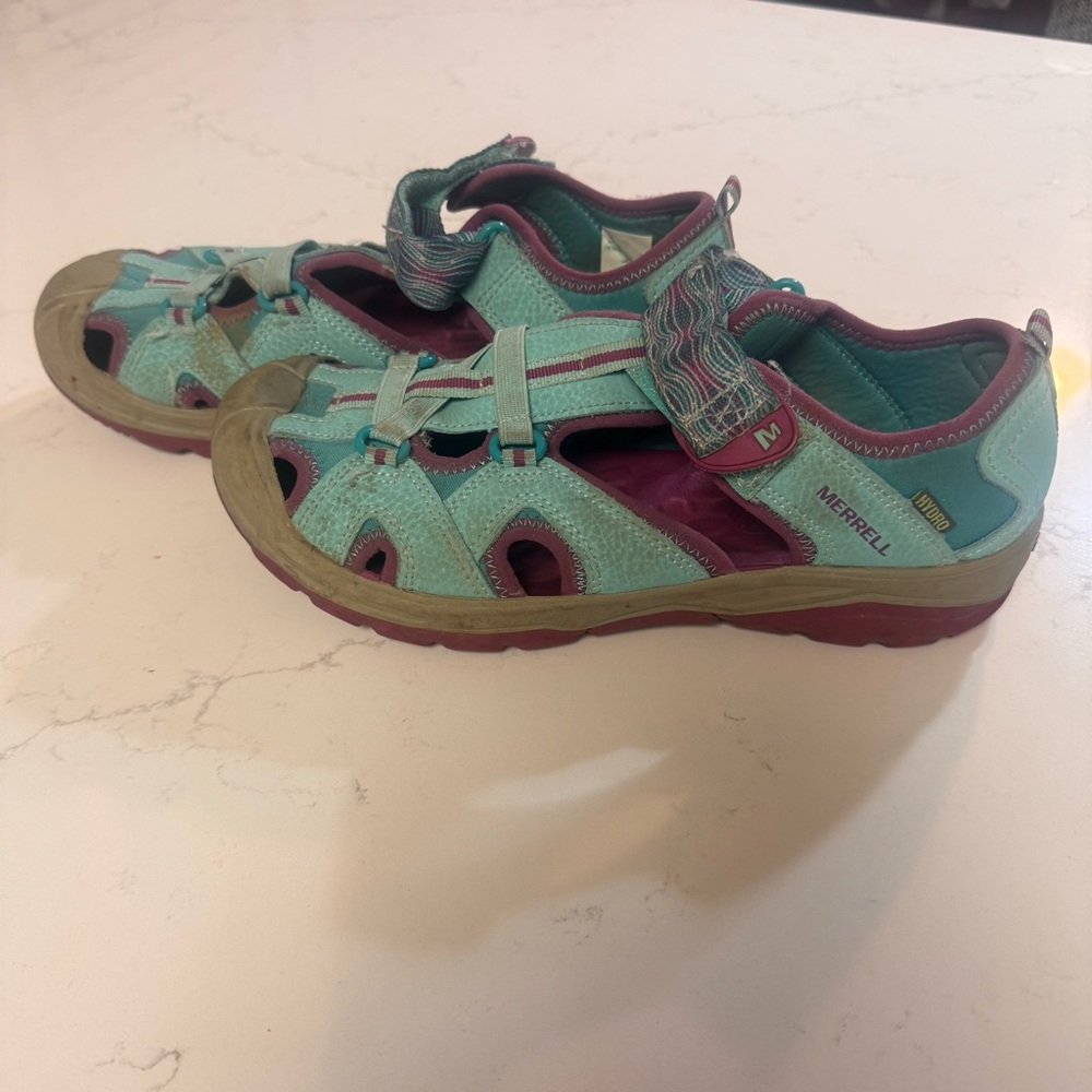 Merrell Women’s Hiking Water Sandals Turquoise Purple Closed Toe Size 5W